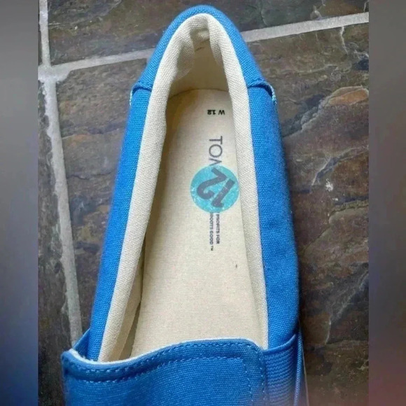 Toms canvas slip on shoes sz  12 - Picture 3 of 7